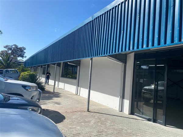 600 m² Commercial space 600 m² Commercial space