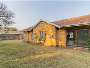 3 Bed House in Dunnottar