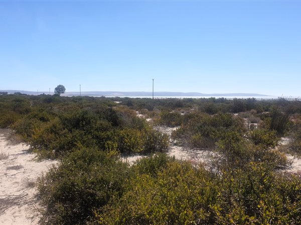 770 m² Land available in Port Owen