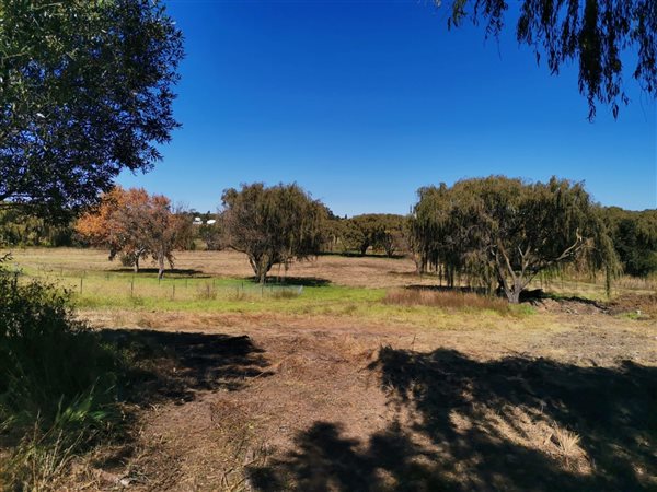 1150 m² Land available in Secunda