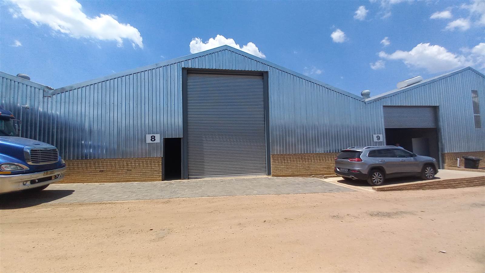 400  m² Industrial space in Pomona photo number 6