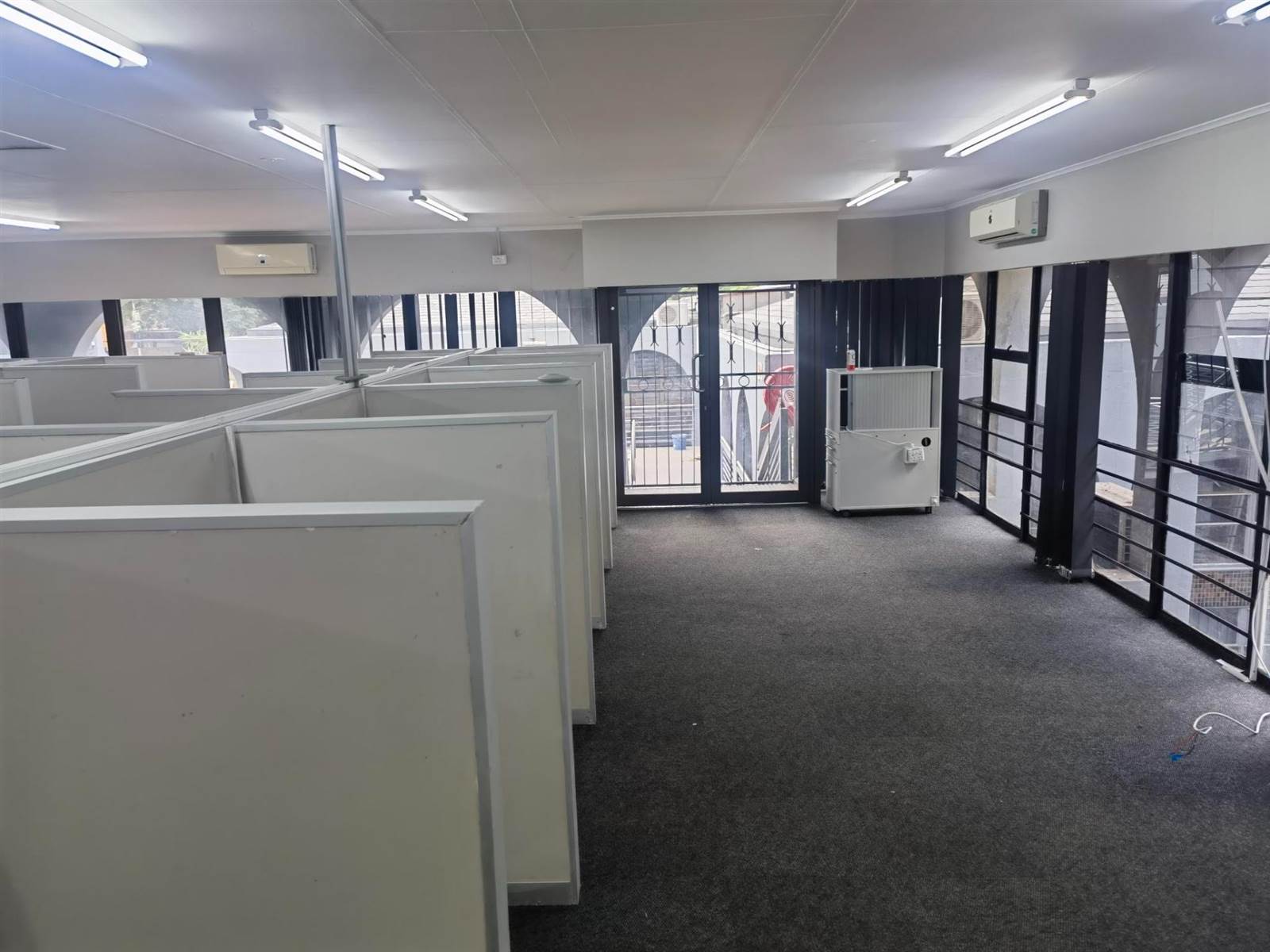 140  m² Commercial space in Murrayfield photo number 8