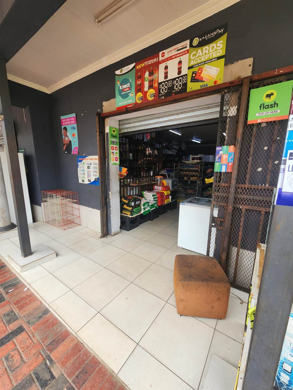 Commercial space in Laudium photo number 4