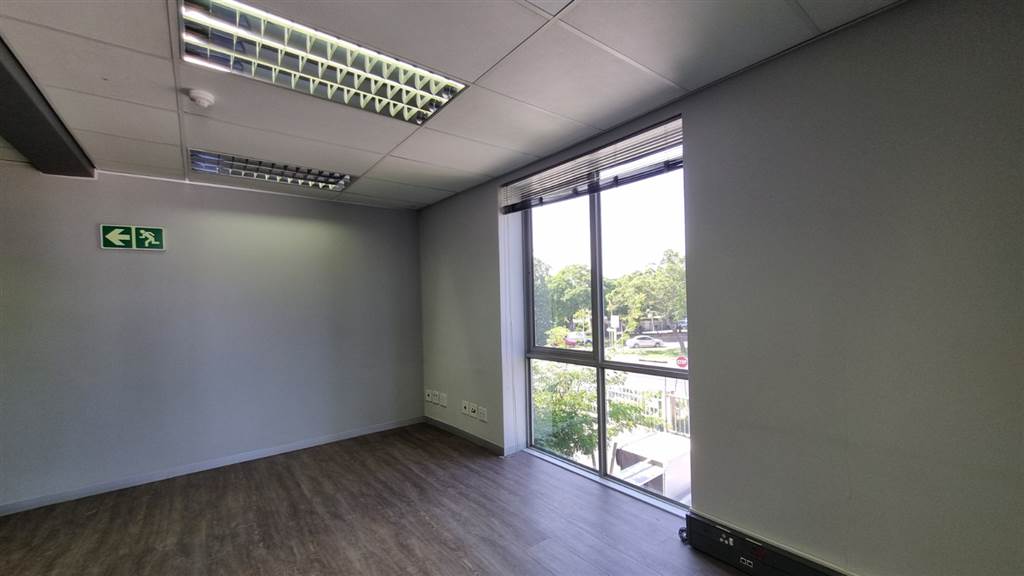 214  m² Commercial space in Hatfield photo number 15