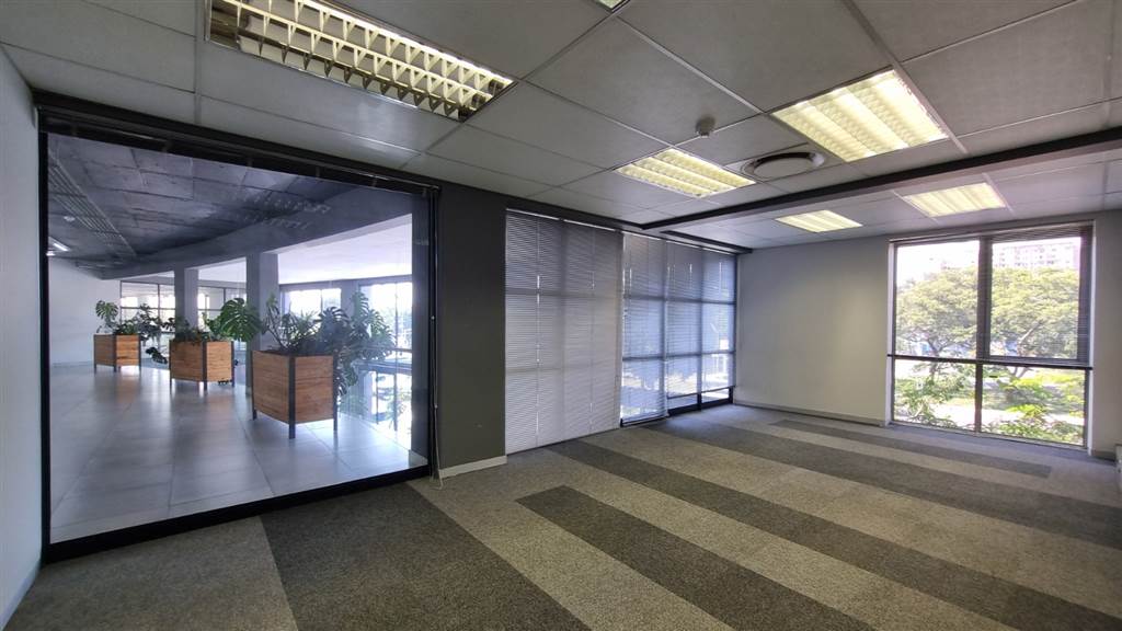 214  m² Commercial space in Hatfield photo number 6