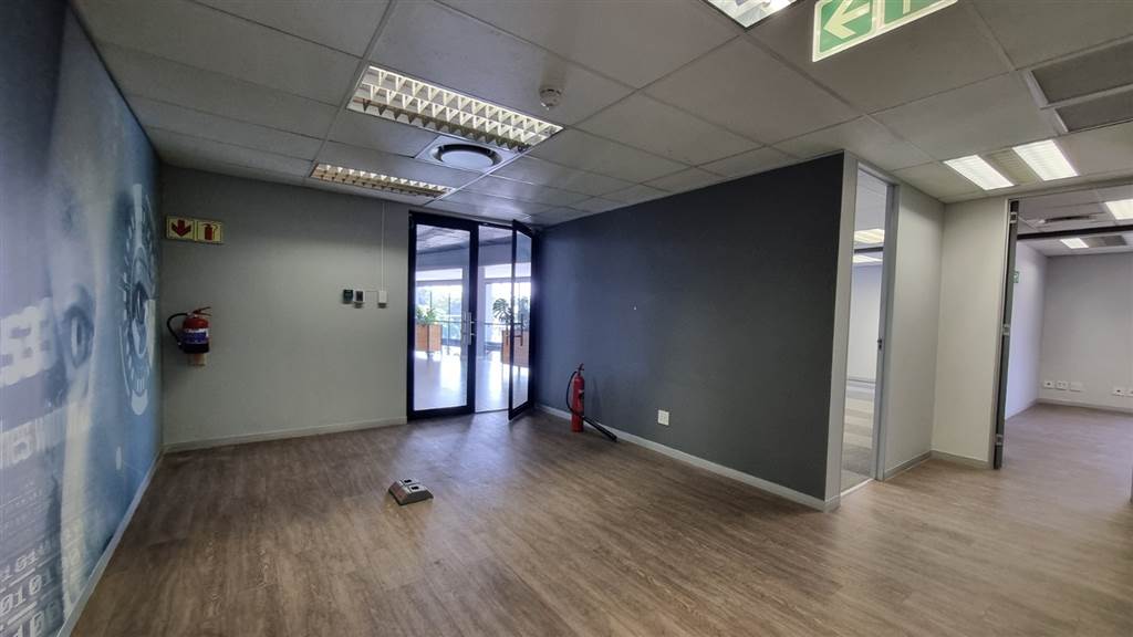 214  m² Commercial space in Hatfield photo number 10