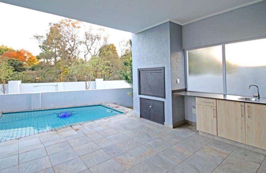 5 Bed Cluster in Bryanston photo number 22