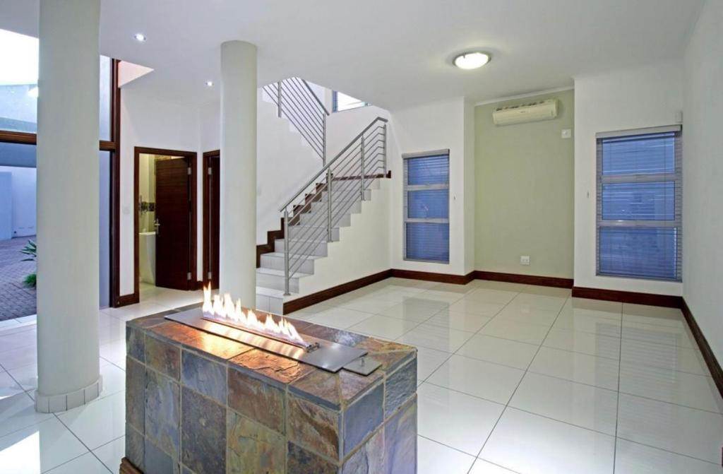 5 Bed Cluster in Bryanston photo number 6
