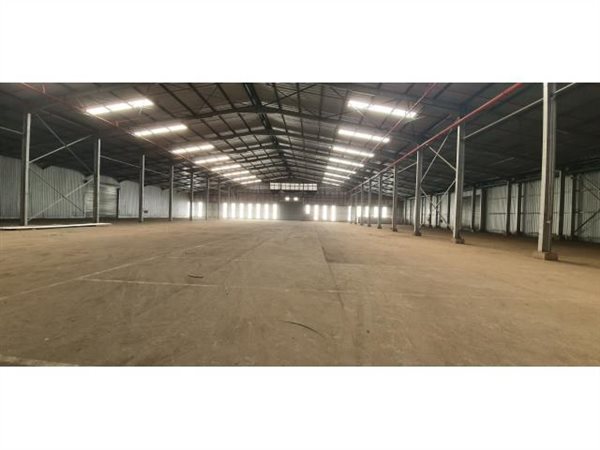 5000  m² Commercial space