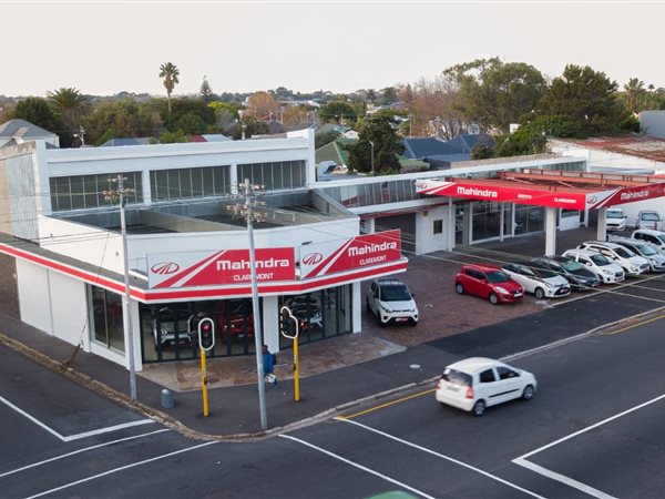1298  m² Commercial space in Claremont