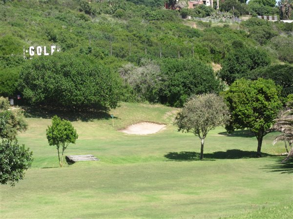 677 m² Land available in Great Brak River
