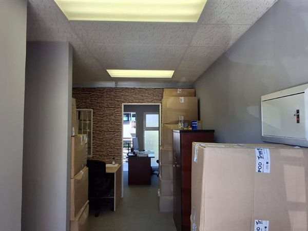 82 m² Commercial space 82 m² Commercial space