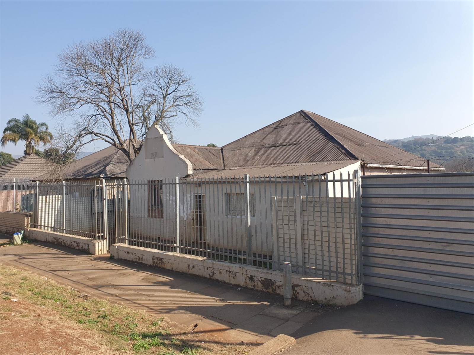 170  m² Commercial space in Pietermaritzburg Central photo number 1