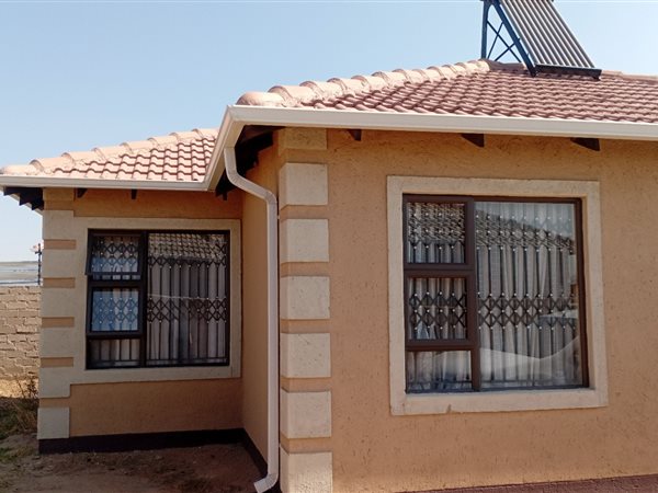 3 Bedroom House 3 Bedroom House