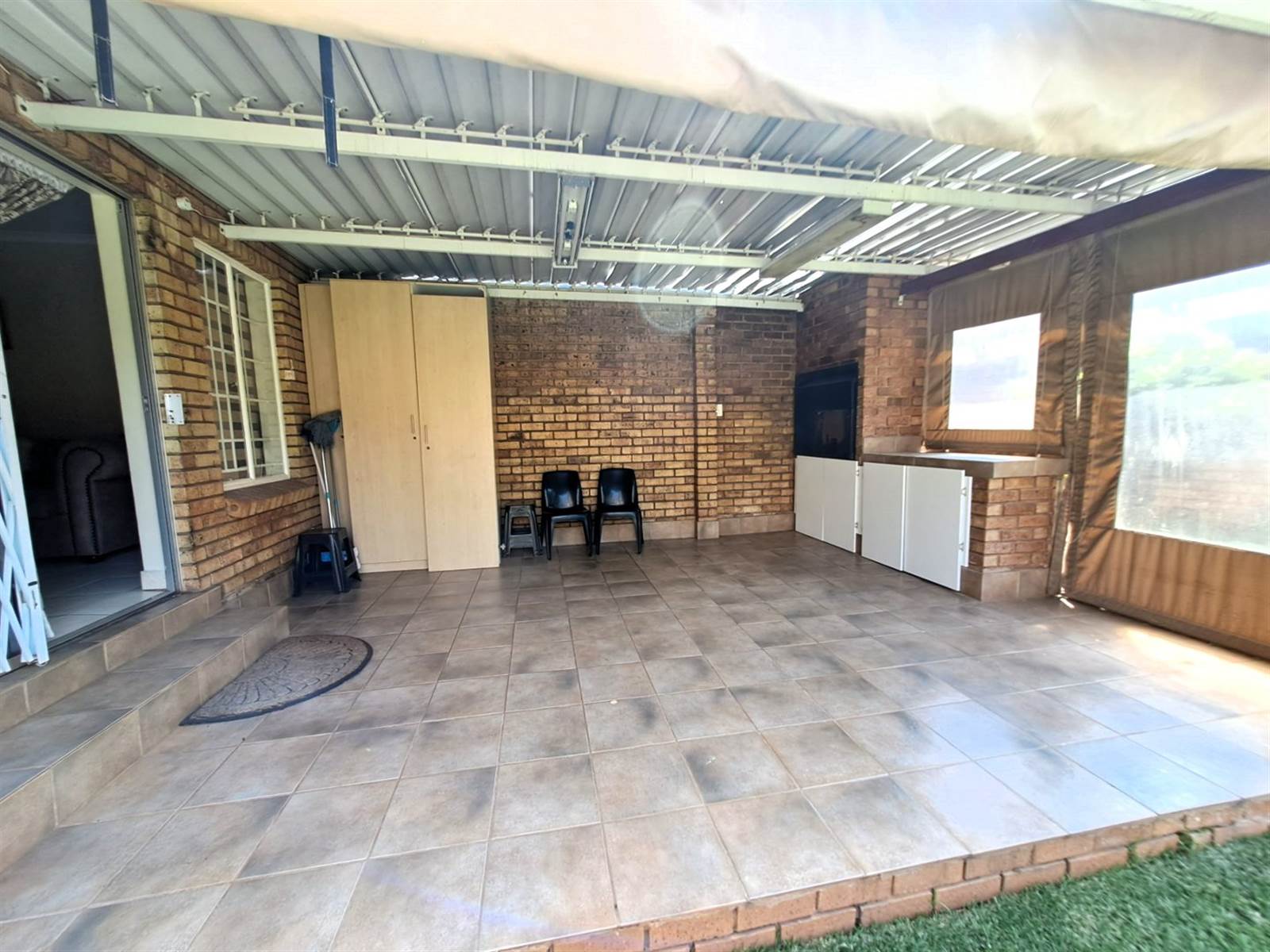 3 Bed Townhouse in Highveld photo number 15