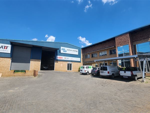 1984  m² Industrial space in North Riding
