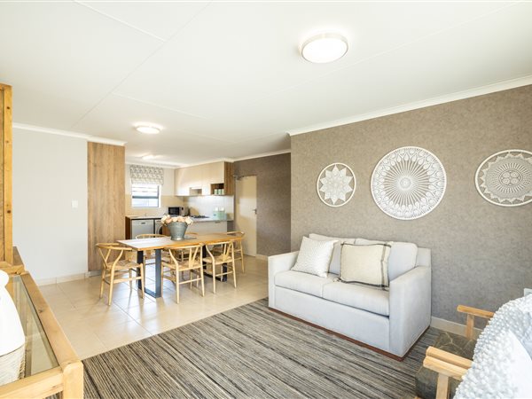 2 Bedroom House 2 Bedroom House