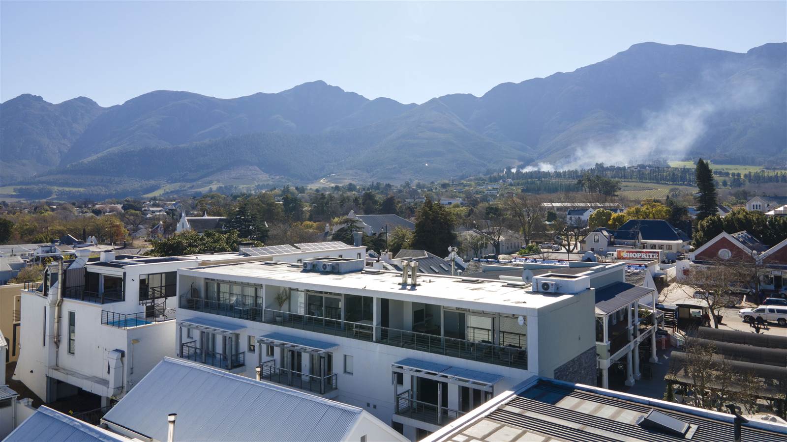 2 Bed Townhouse in Franschhoek photo number 19
