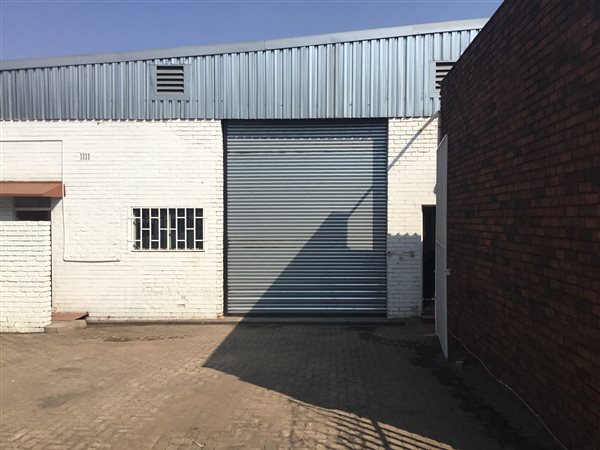 550  m² Industrial space