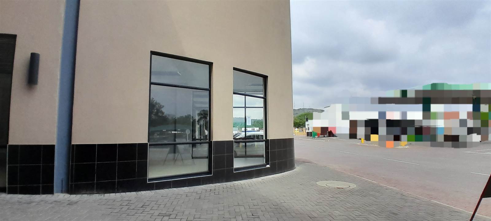 110  m² Commercial space in Waterval East photo number 1