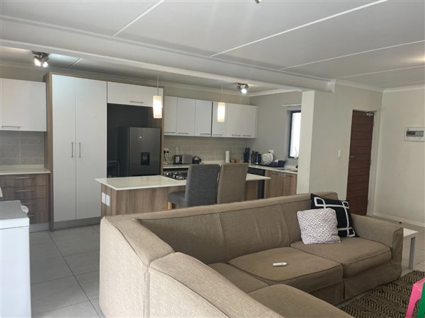 2 Bed Apartment