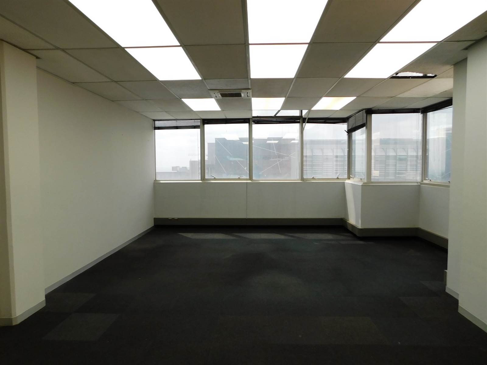 1306  m² Office Space in Ferndale photo number 7