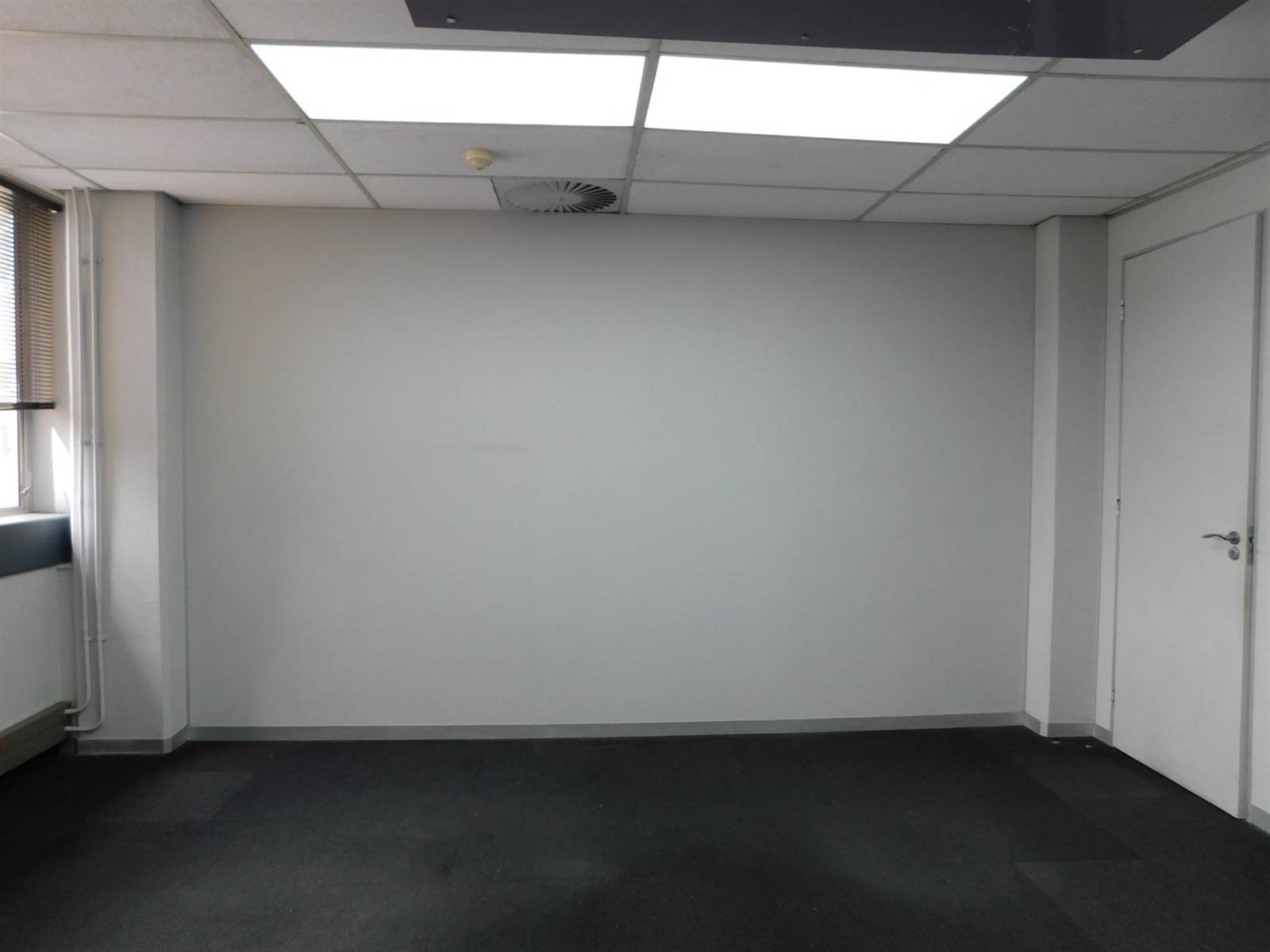 1306  m² Office Space in Ferndale photo number 13