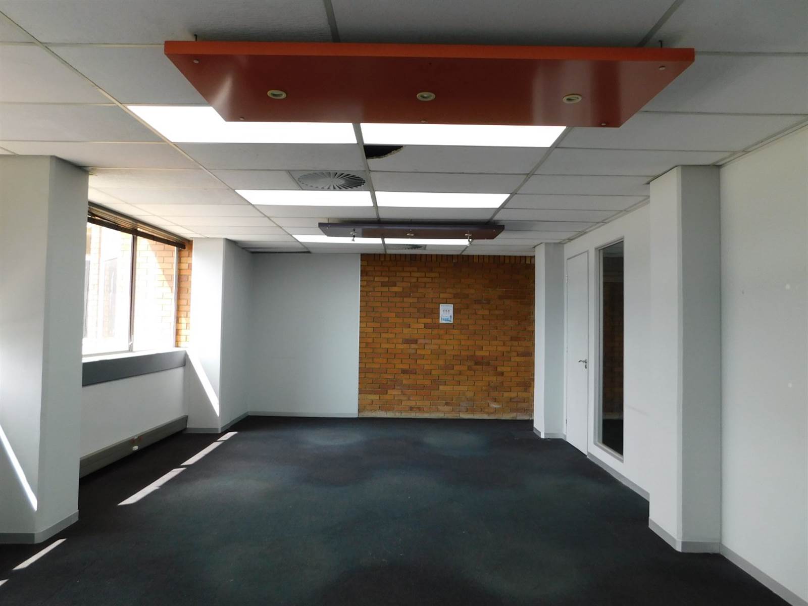 1306  m² Office Space in Ferndale photo number 15