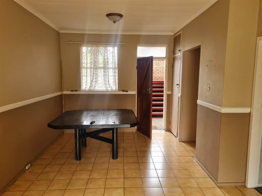 1 Bed Apartment in Secunda photo number 7