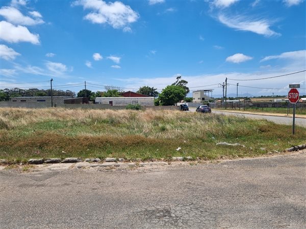 683 m² Land available in Albertinia