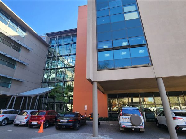 770  m² Commercial space