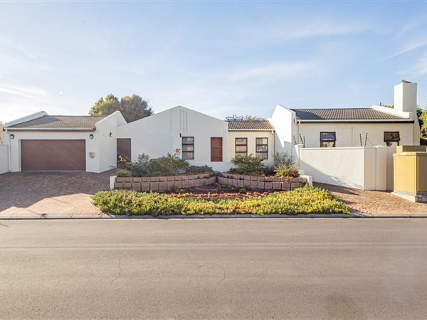 3 Bedroom House 3 Bedroom House