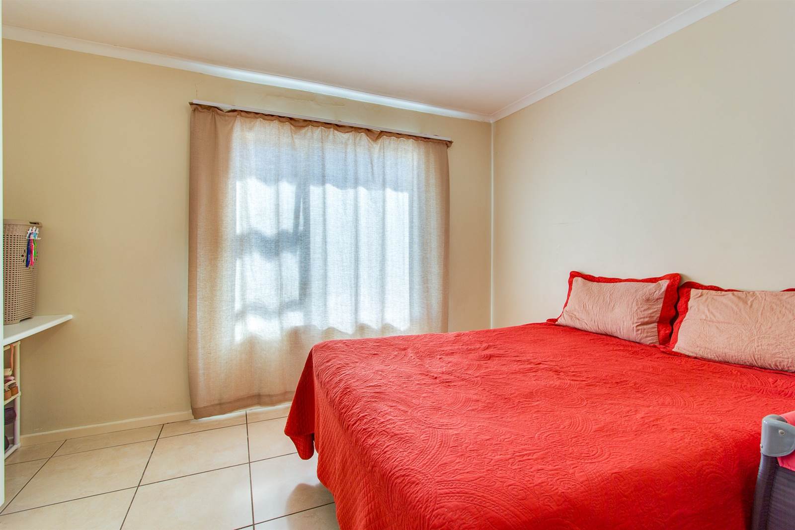 2 Bed Apartment in Gordons Bay Central photo number 6