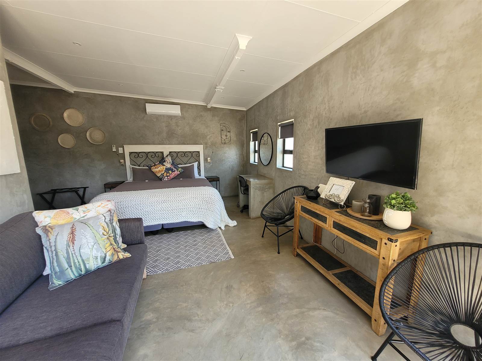 5 Bed House in Piet Retief photo number 20