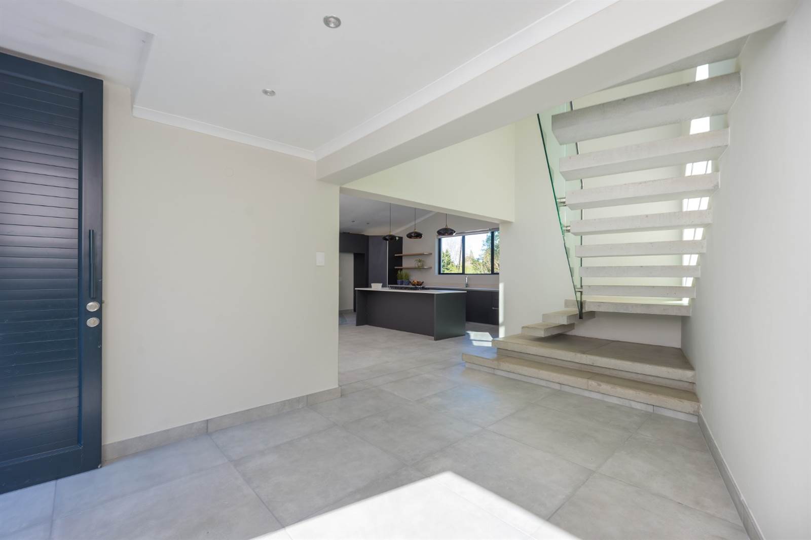 4 Bed House in Fernridge photo number 4