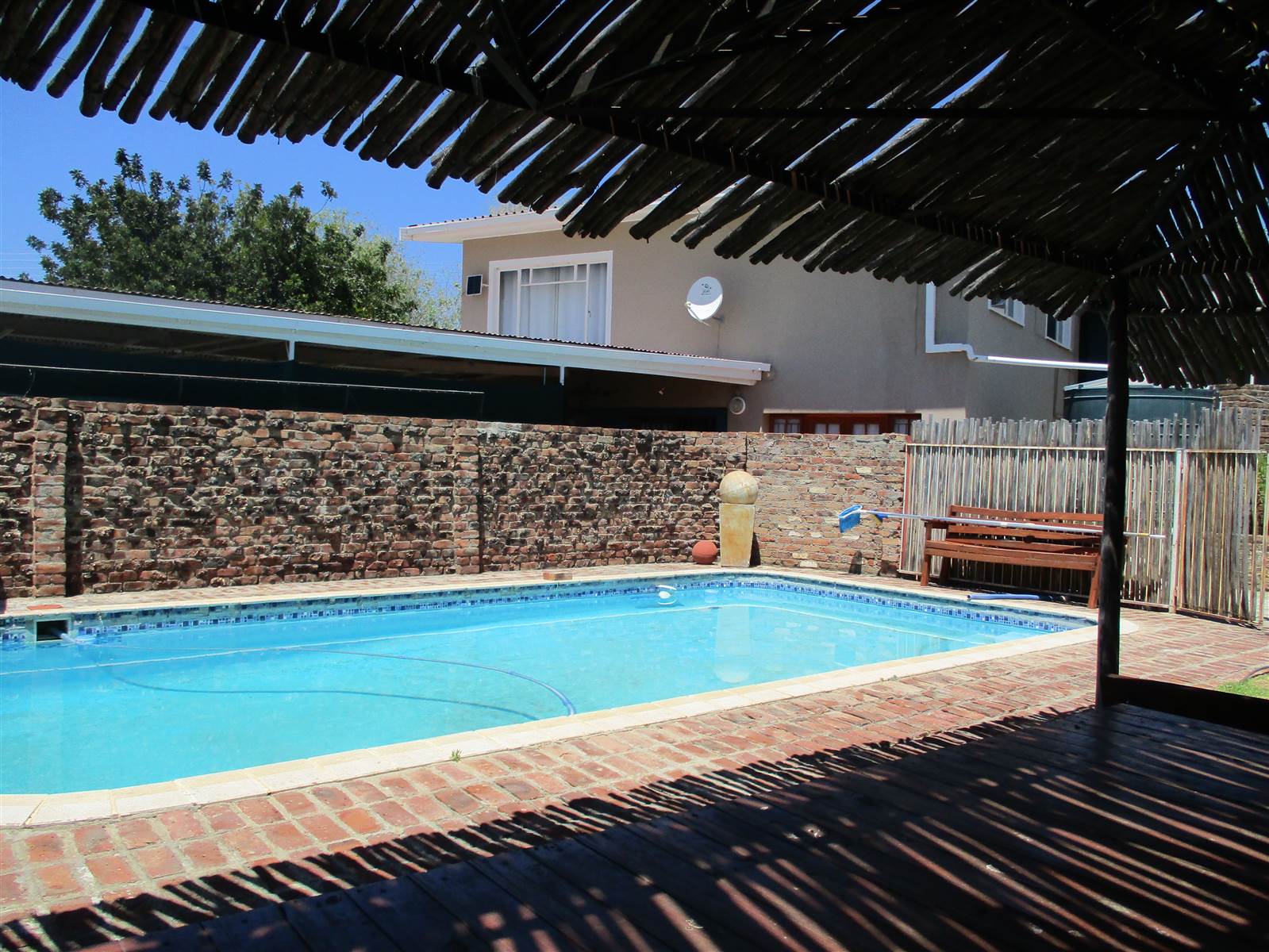 5 Bed House in Graaff Reinet photo number 2