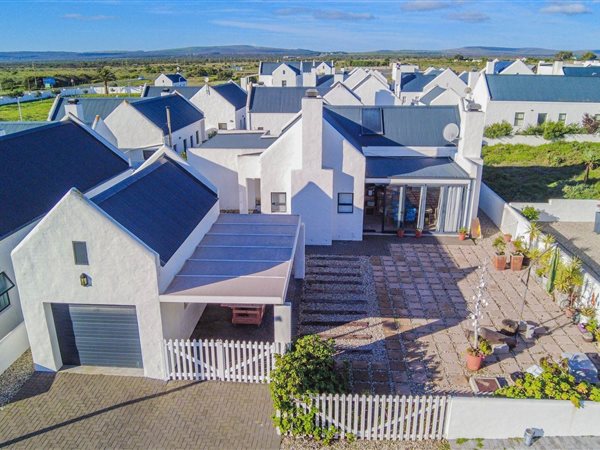 3 Bedroom House 3 Bedroom House