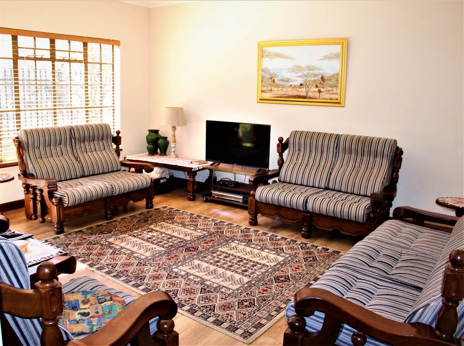 3 Bed House in Kungwini Country Estate photo number 8
