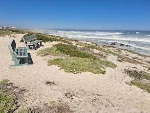 700 m² Land available in Yzerfontein photo number 9