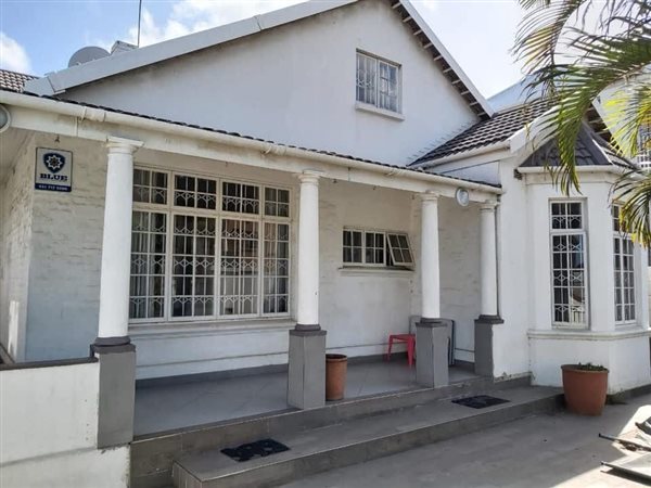 3 Bedroom House 3 Bedroom House