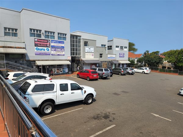 118  m² Commercial space