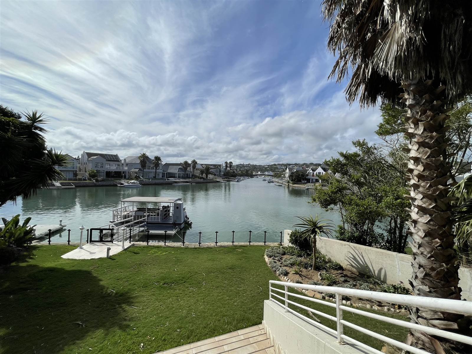 5 Bed House in Royal Alfred Marina photo number 1