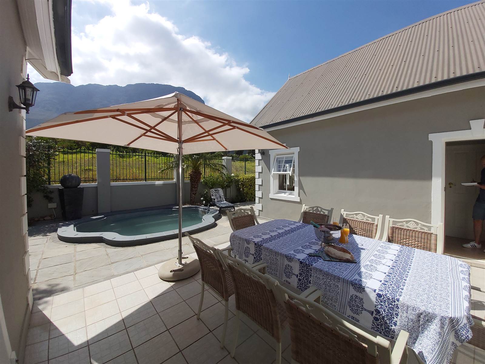 6 Bed House in Franschhoek photo number 25