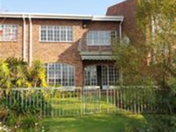 3 Bedroom Duplex 3 Bedroom Duplex