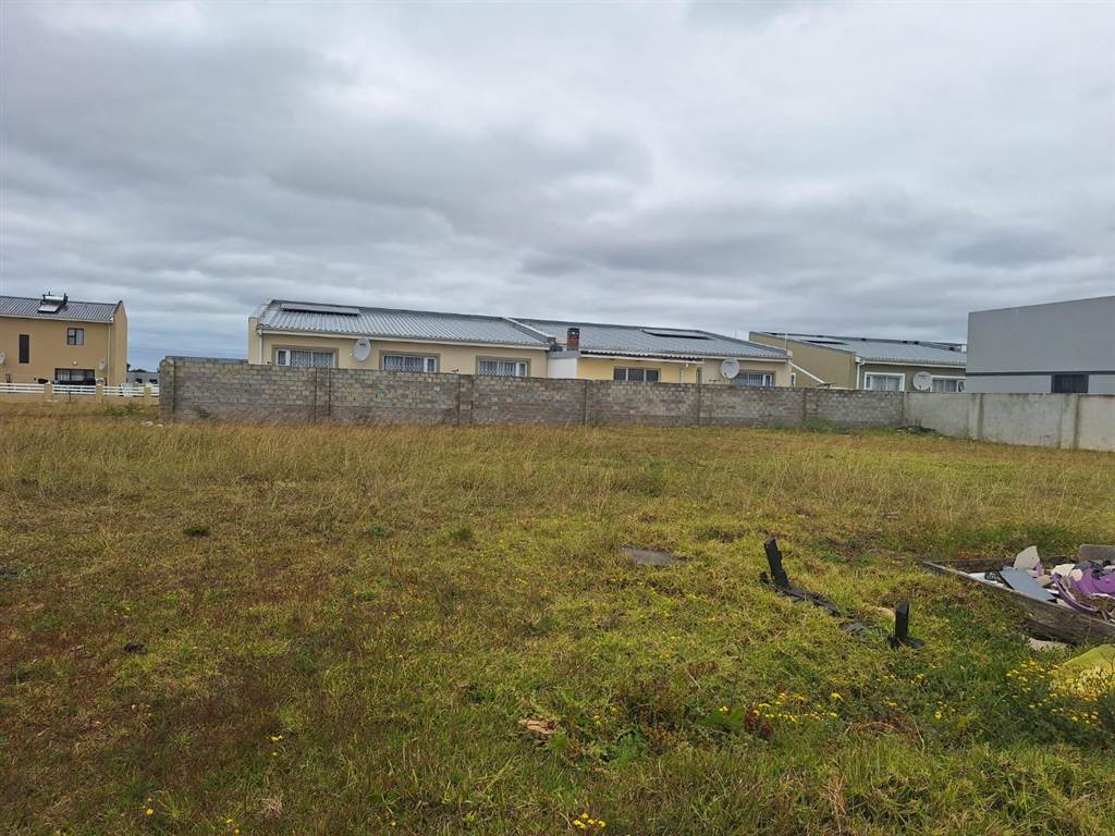 241 m² Land for sale in Parsons Vlei T4800510 Private Property