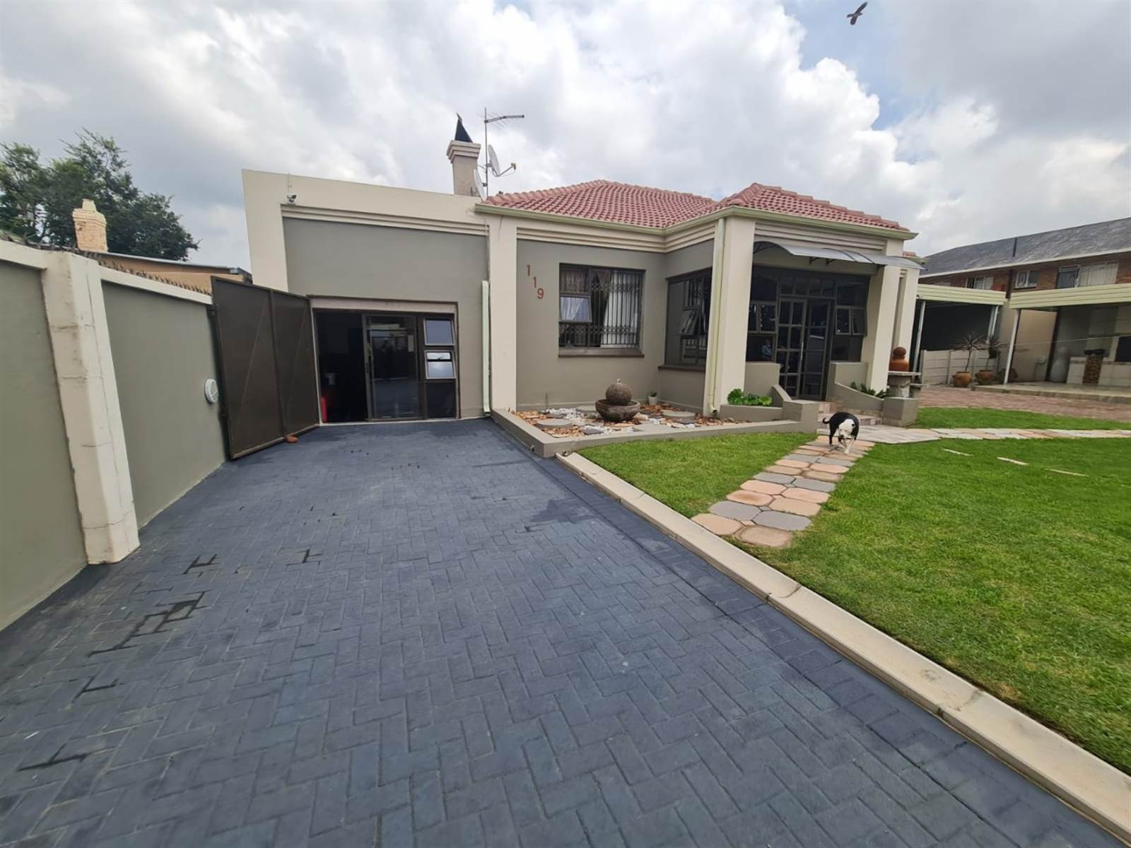 5 Bed Duet in Randfontein Central photo number 1