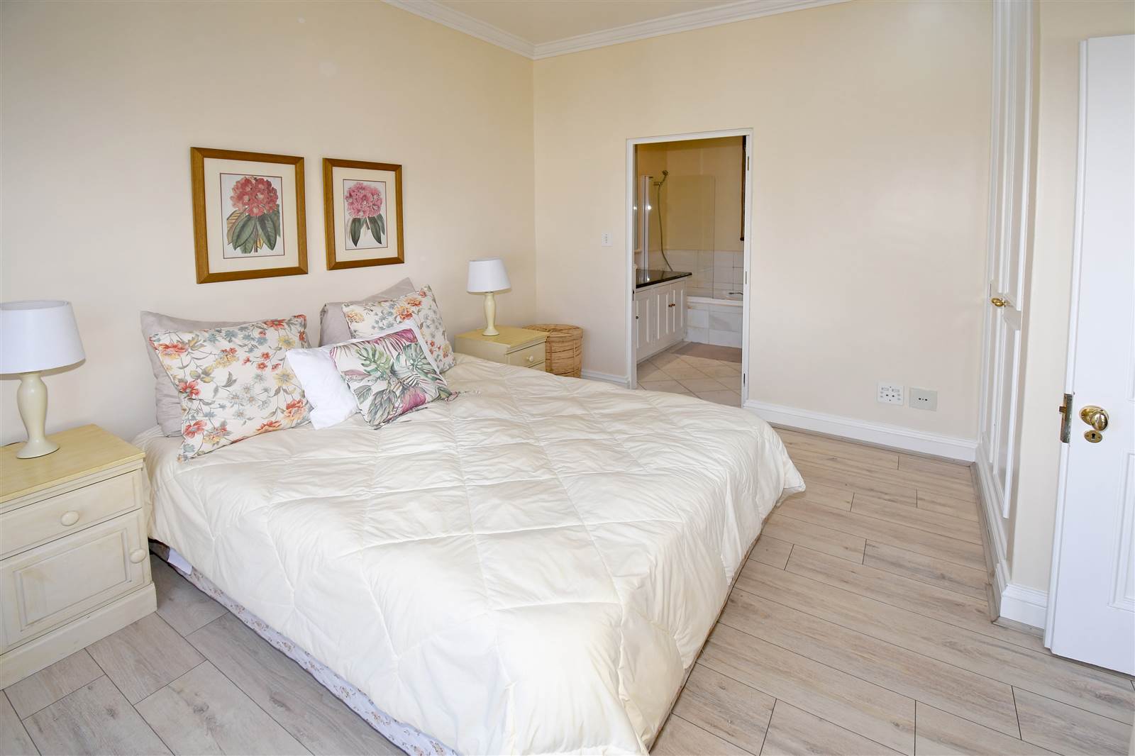 1 Bed Apartment in Morningside photo number 23