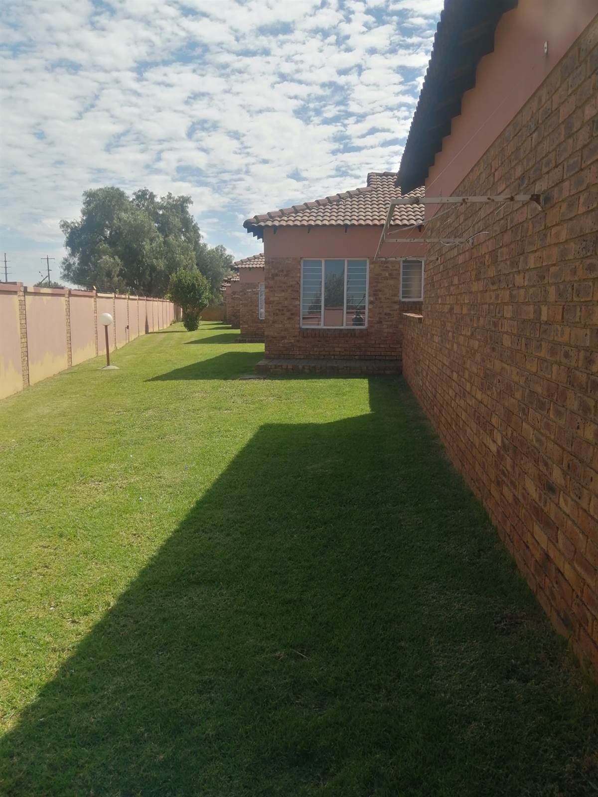 2 Bed Simplex in Vaalpark photo number 13