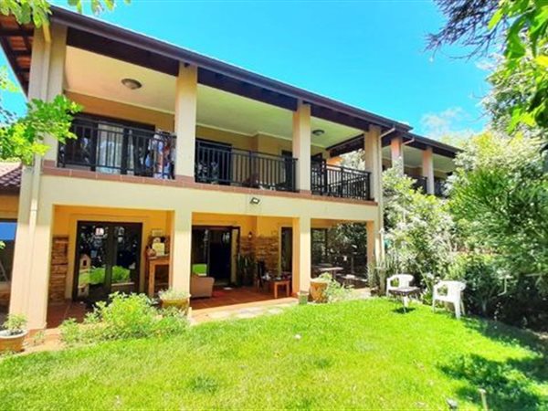 3 Bedroom Duplex 3 Bedroom Duplex