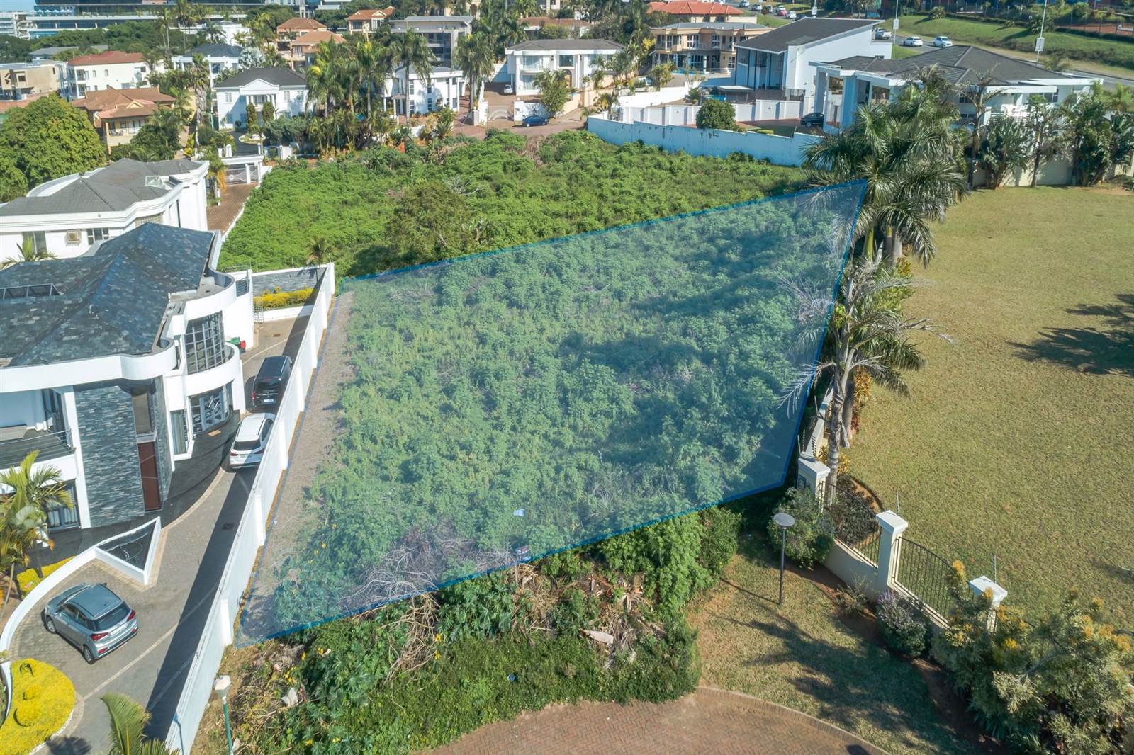 1350 m² Land available in Umhlanga Rocks photo number 4